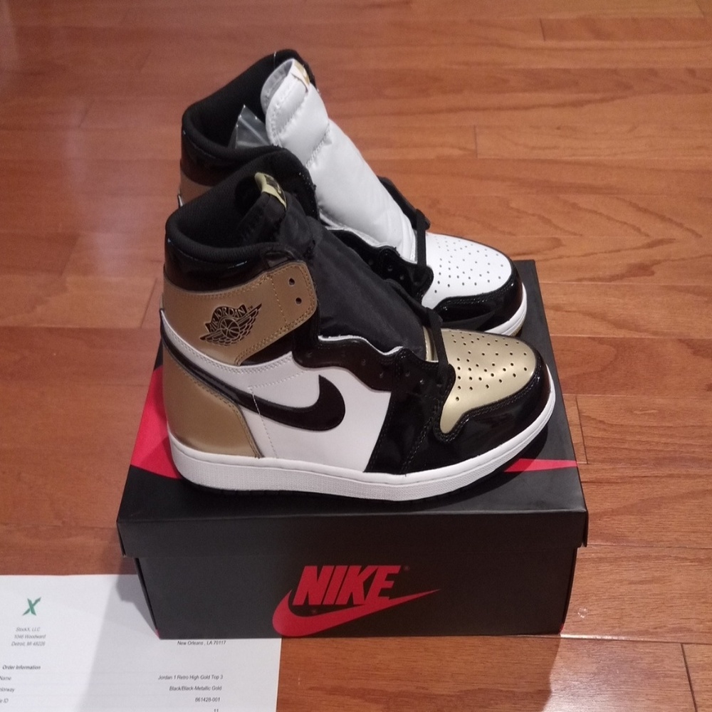 Nike Air Jordan 1 Retro High NRG Top 3 Complex Con